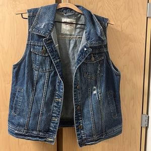 XL Distressed Mossimo Jean Vest